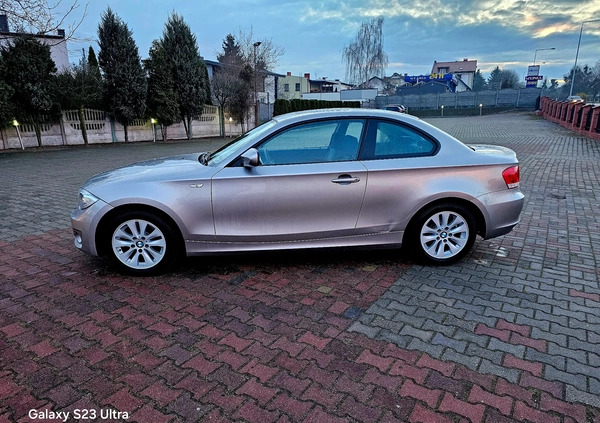 BMW Seria 1 cena 22900 przebieg: 193500, rok produkcji 2011 z Brodnica małe 79